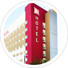 Hotel & motel